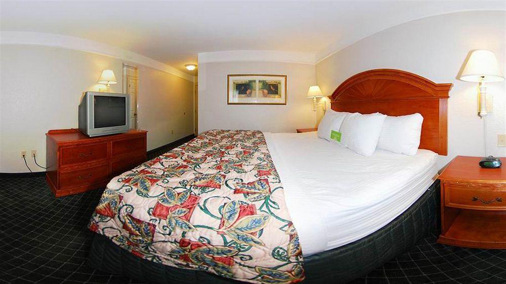 La Quinta By Wyndham San Antonio North Stone Oak Hotel Buitenkant foto